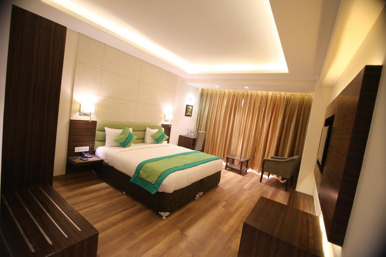 The Mystic Palms Mathura Exterior foto