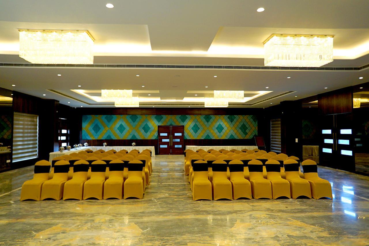 The Mystic Palms Mathura Exterior foto