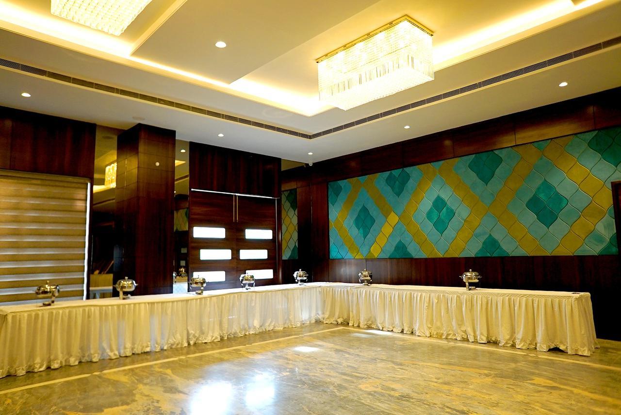 The Mystic Palms Mathura Exterior foto
