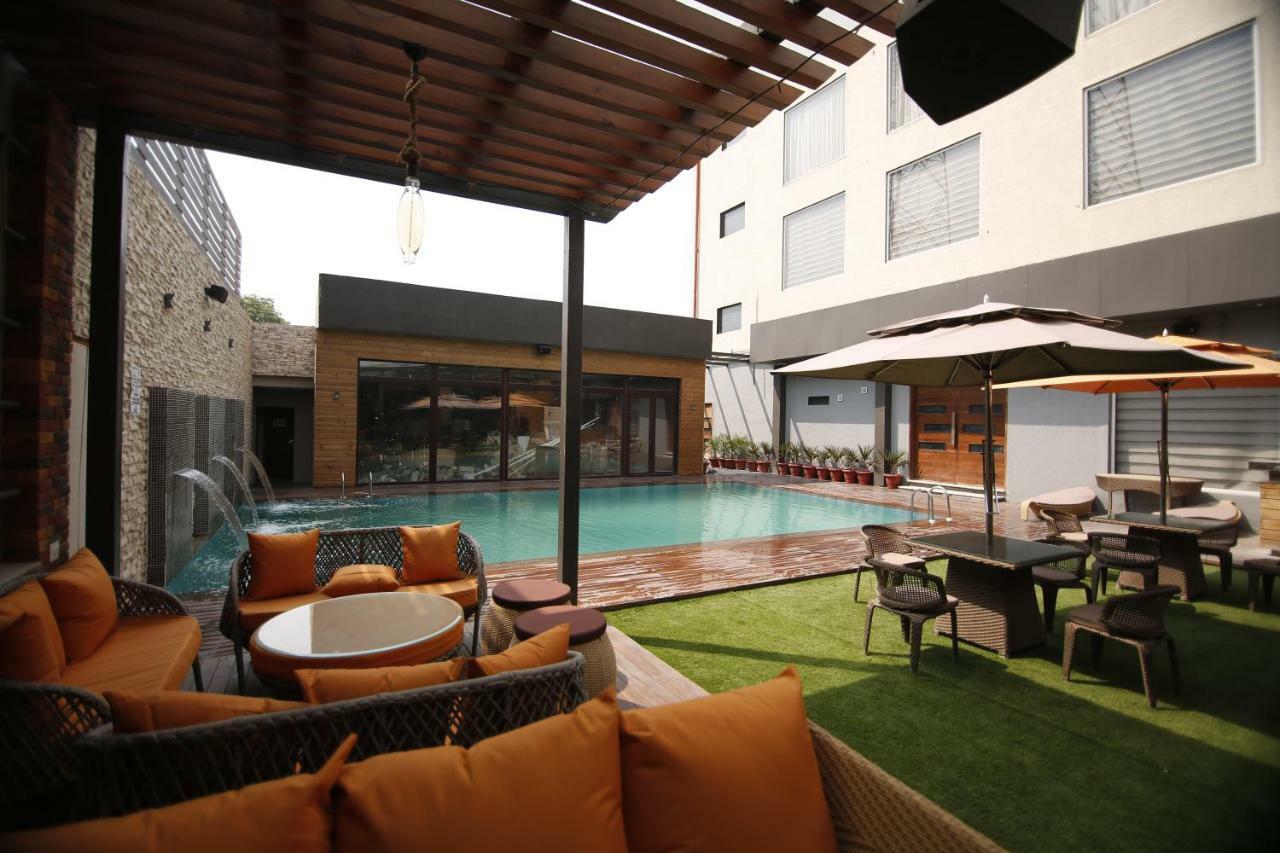 The Mystic Palms Mathura Exterior foto